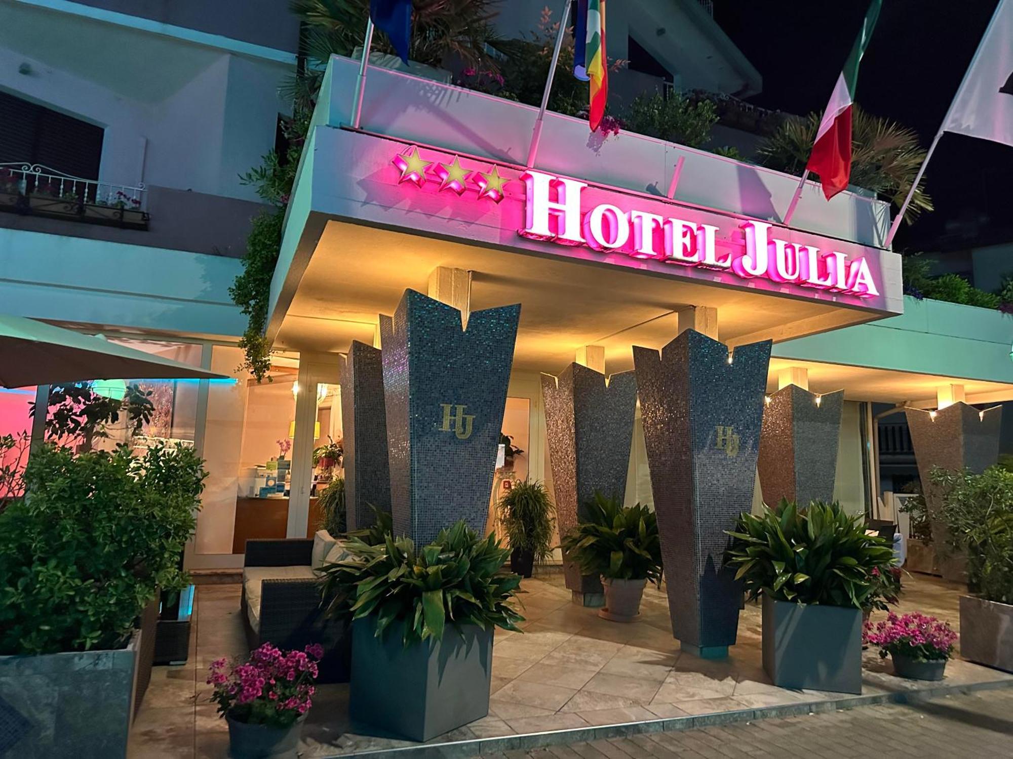 Hotel Julia Llido Degli Estensi Eksteriør bilde